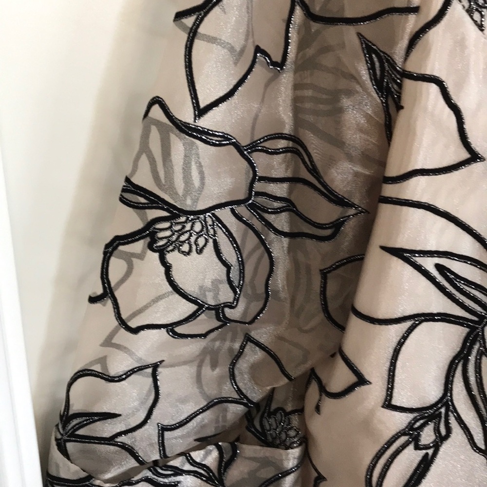 Top/Jacket - Picture 3 of 5